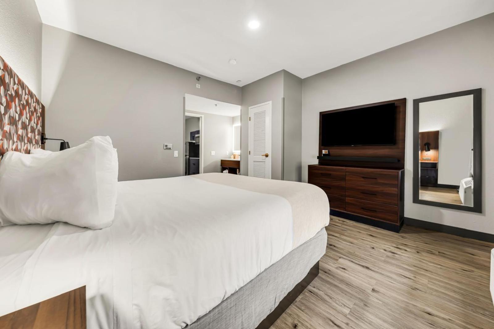 Hawthorn Extended Stay By Wyndham Колледж-Стейшен Екстер'єр фото